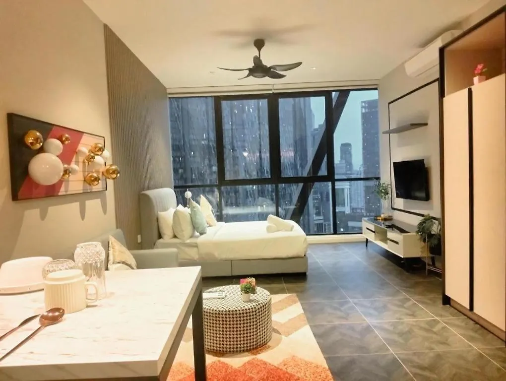 Luxe Sky Scarletz Suit Klcc Kuala Lumpur Apartment